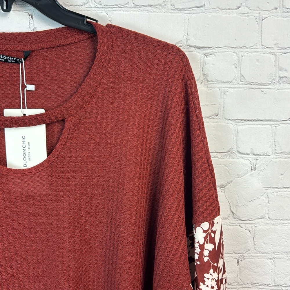 BloomChic Rust Waffle Knit Balloon Sleeve Top Plus Size 4X - Picture 3 of 7